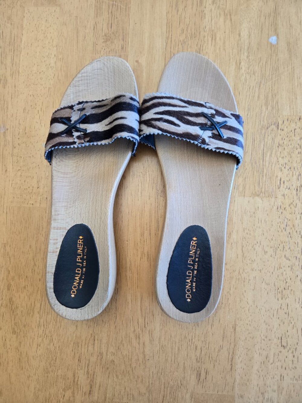 Donald J. Pliner Vintage Cory - Wood Sole Sandals Size 10